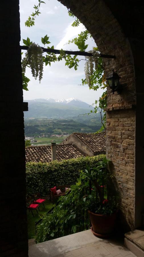 Bed and Breakfast Palazzo De Fabritiis Rosciano  Екстер'єр фото