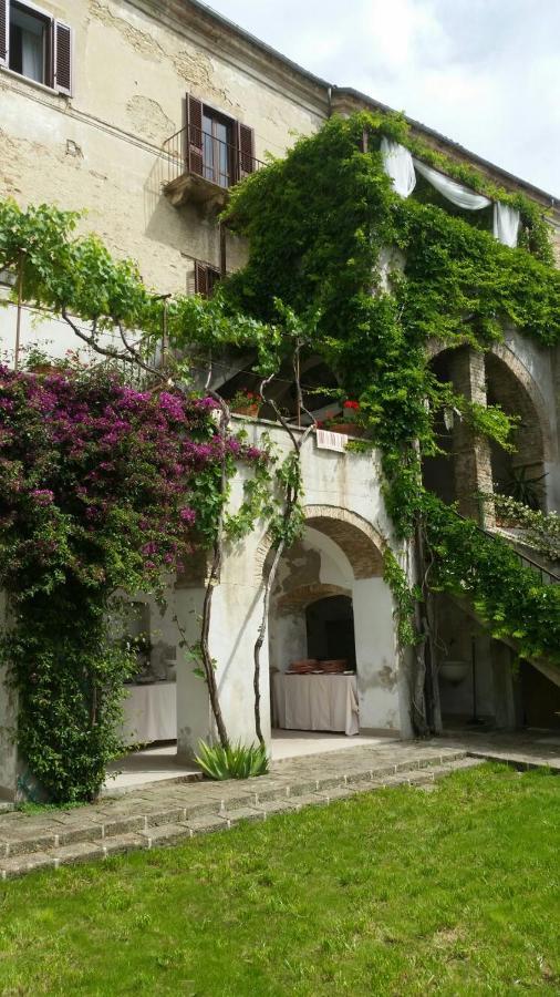 Bed and Breakfast Palazzo De Fabritiis Rosciano  Екстер'єр фото