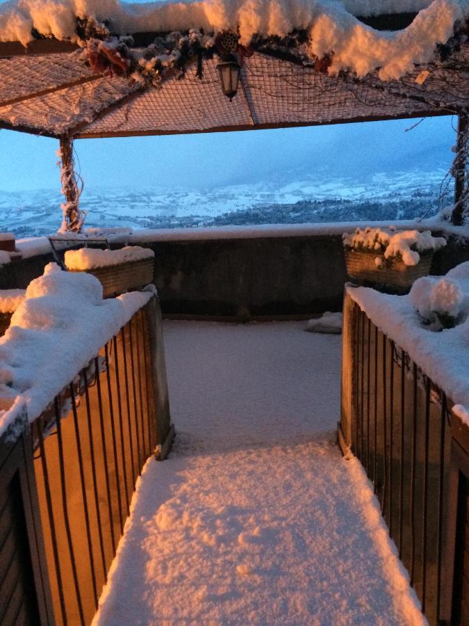 Bed and Breakfast Palazzo De Fabritiis Rosciano  Екстер'єр фото